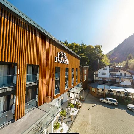 Hotel Ivascu Moisei Exterior foto